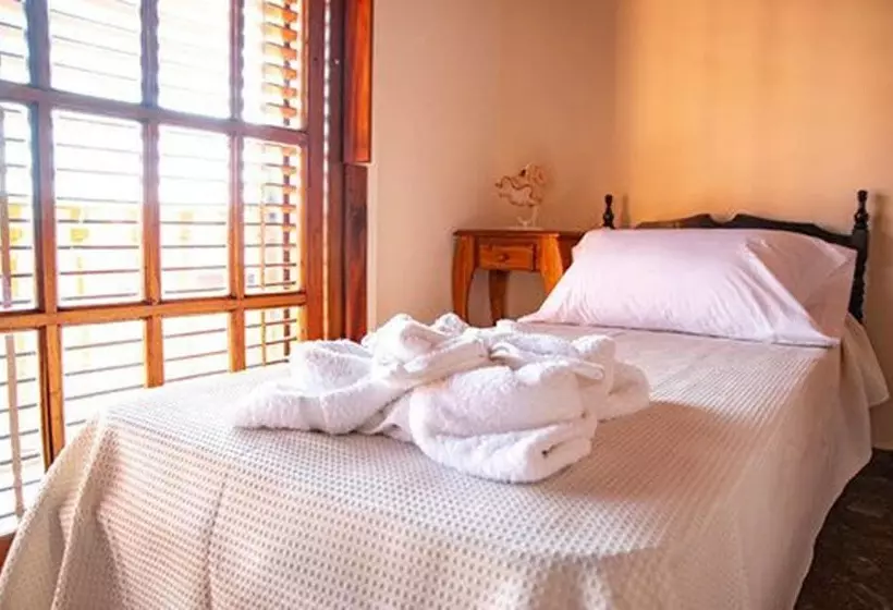 Aamiaismajoitus (B&B) Bella Vita Hotel Boutique Lujan
