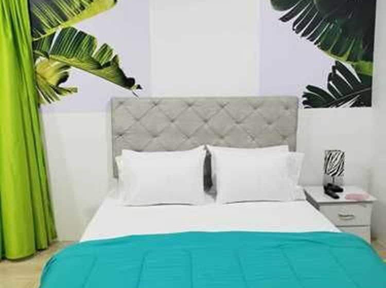 تختخواب و صبحانه Velez Del Campo