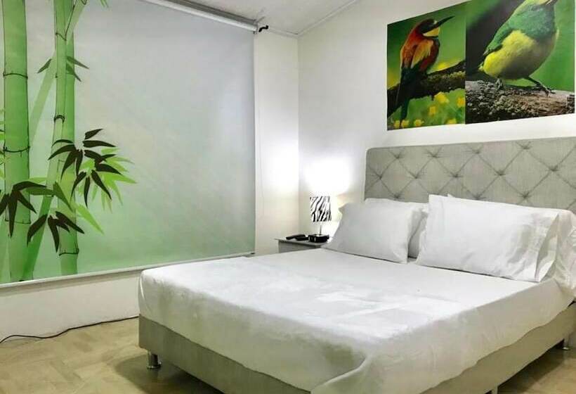 تختخواب و صبحانه Velez Del Campo