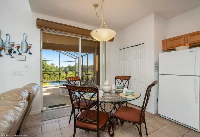 Davenport   6bd/5.5ba Poolhome   #6av216