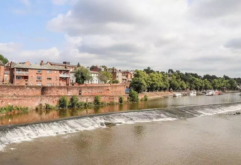 Dee Heights Penthouse