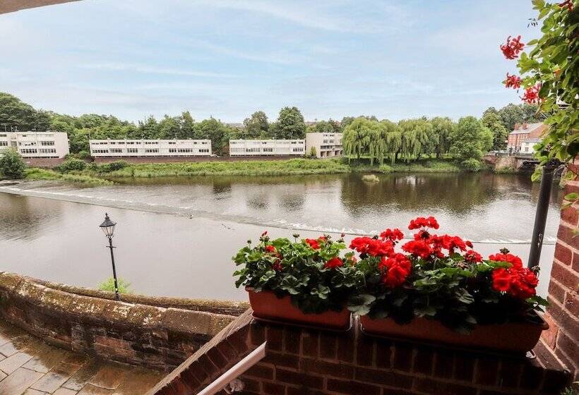 Dee Heights Penthouse