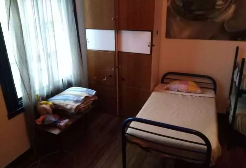 Espacio 420 Hostel