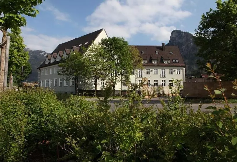 Hotelli Alte Postvilla