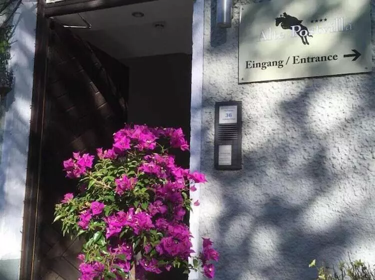 Hotelli Alte Postvilla