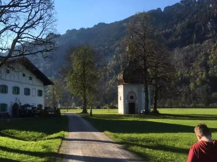 Hotelli Alte Postvilla