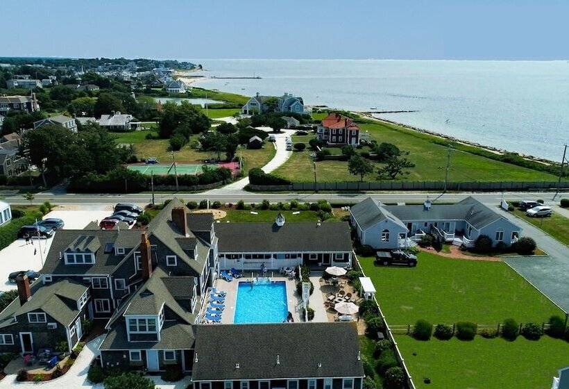 Отель Beach Breeze Inn