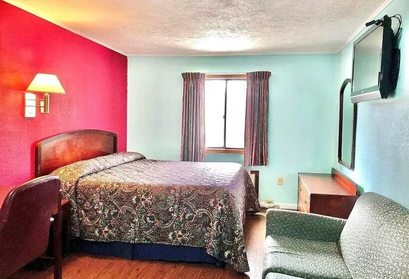 Hotelli Budget Inn Of Claypool Hill