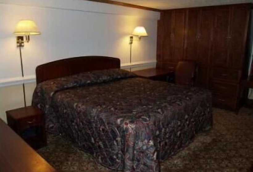 ホテル Budget Inn Of Claypool Hill