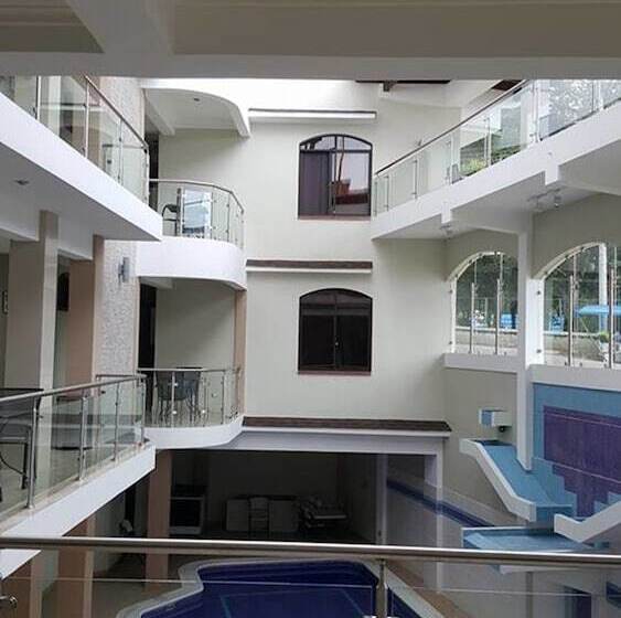 هتل Iv Centenario