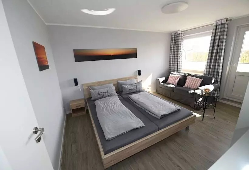 ホテル Landhaus Dircks