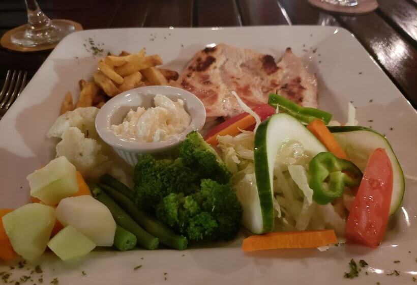 هتل Paraiso Beach