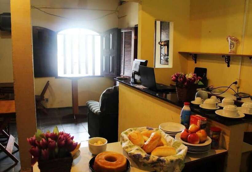 Hotel Pousada Portinho