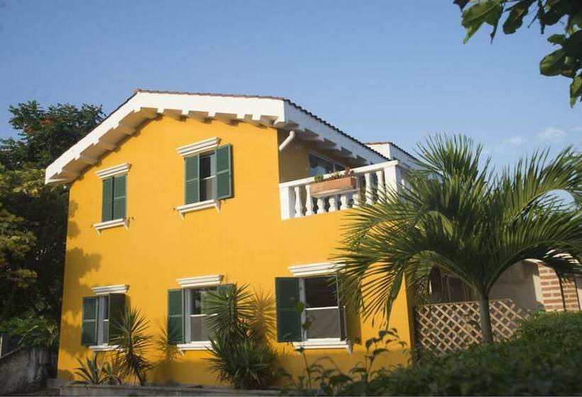 فندق Torino Ecuador