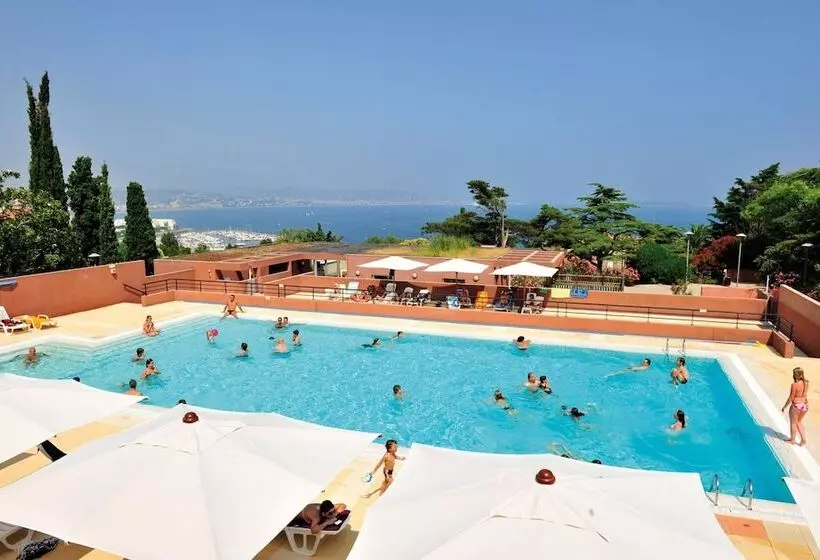 هتل Village Vacances Le Domaine D Agecroft