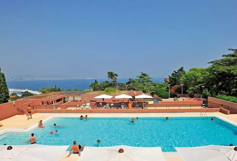 هتل Village Vacances Le Domaine D Agecroft