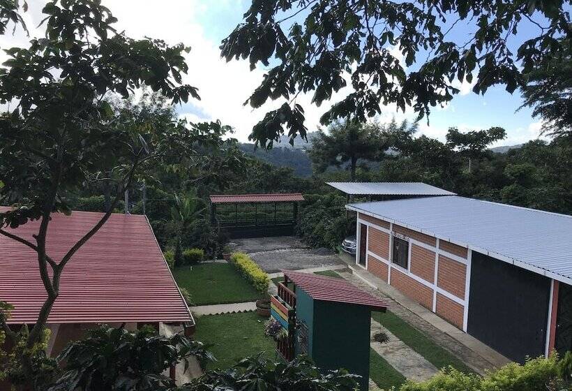 هتل Villa Castillo De Ensueño