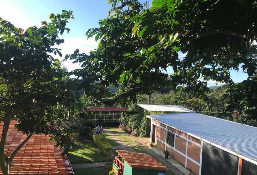 هتل Villa Castillo De Ensueño