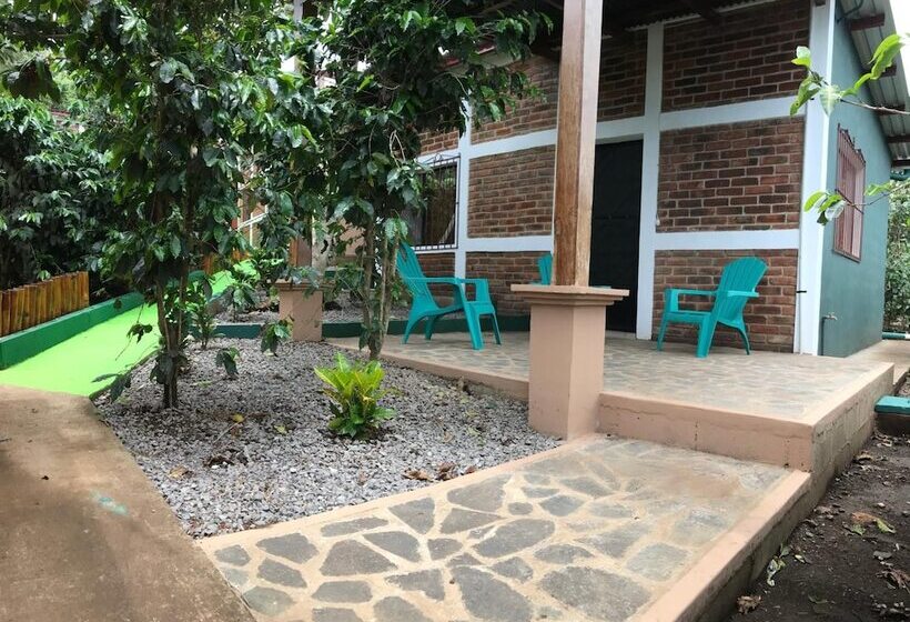 هتل Villa Castillo De Ensueño