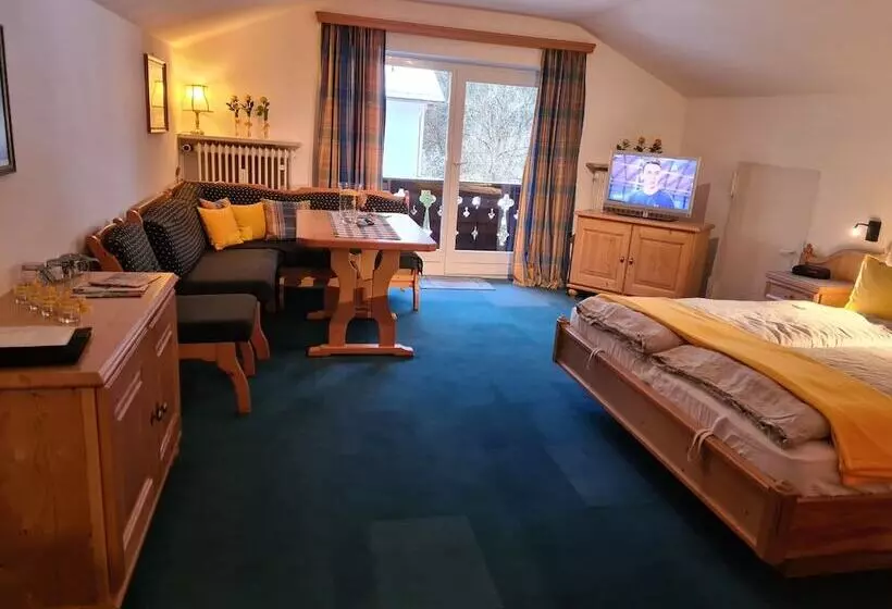 ペンション Gästehaus Maurer