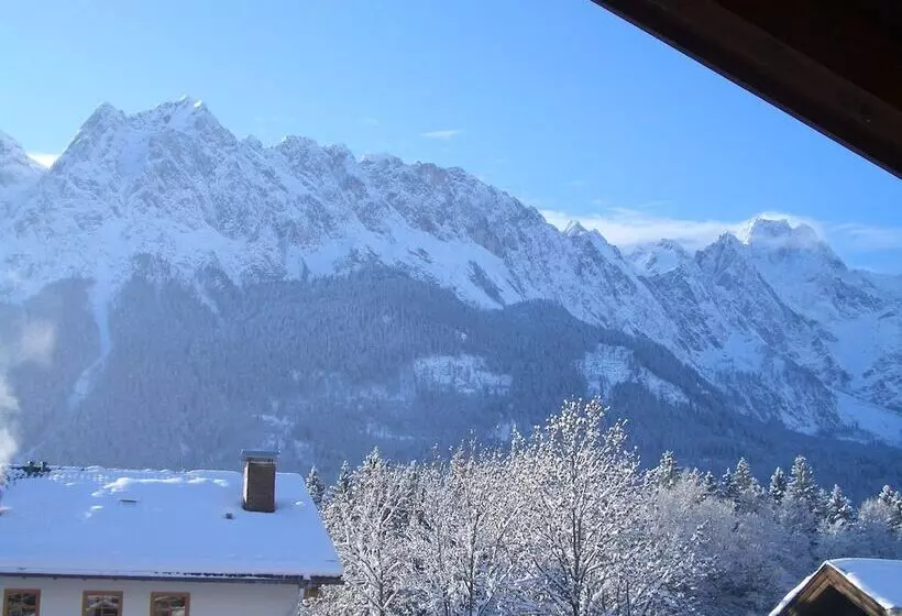 ペンション Gästehaus Maurer