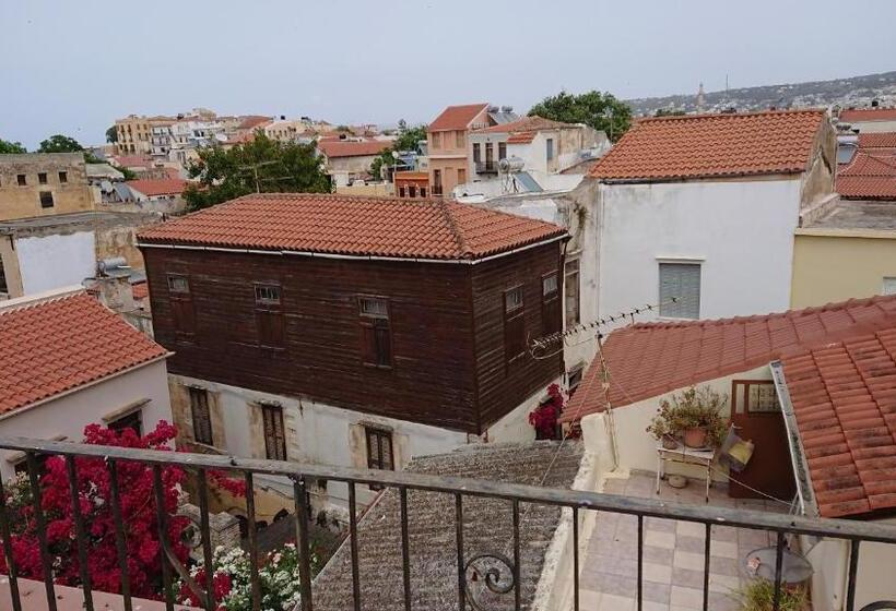 ペンション Maro Rooms