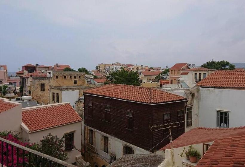 ペンション Maro Rooms