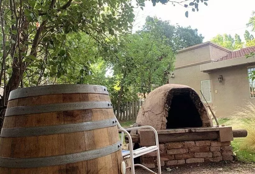 ペンション Mendoza Leisure Time Guest House