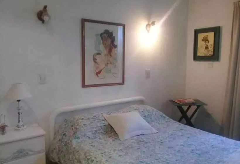 ペンション Mendoza Leisure Time Guest House