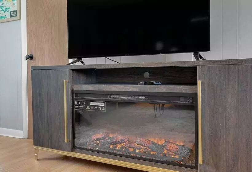 Sandcastle Inn & Motel