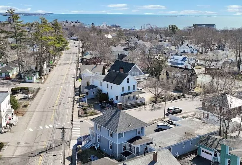 Sandcastle Inn & Motel