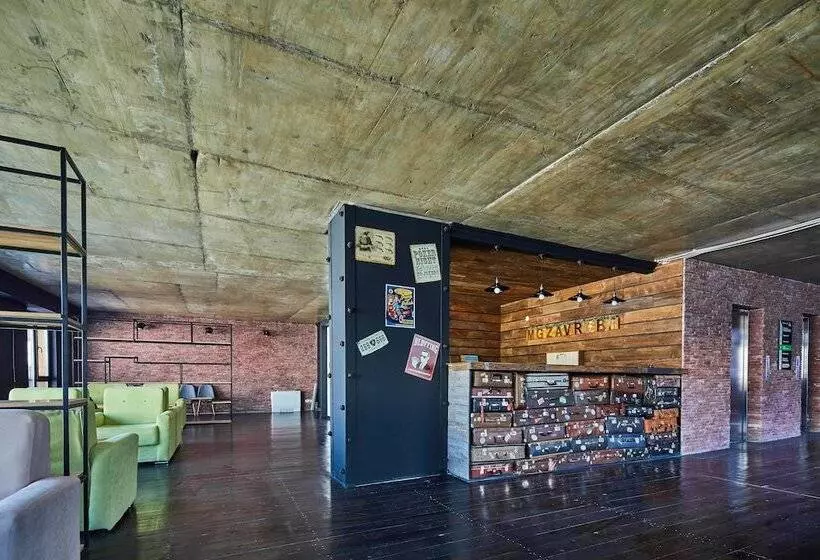 Winterest Apartment