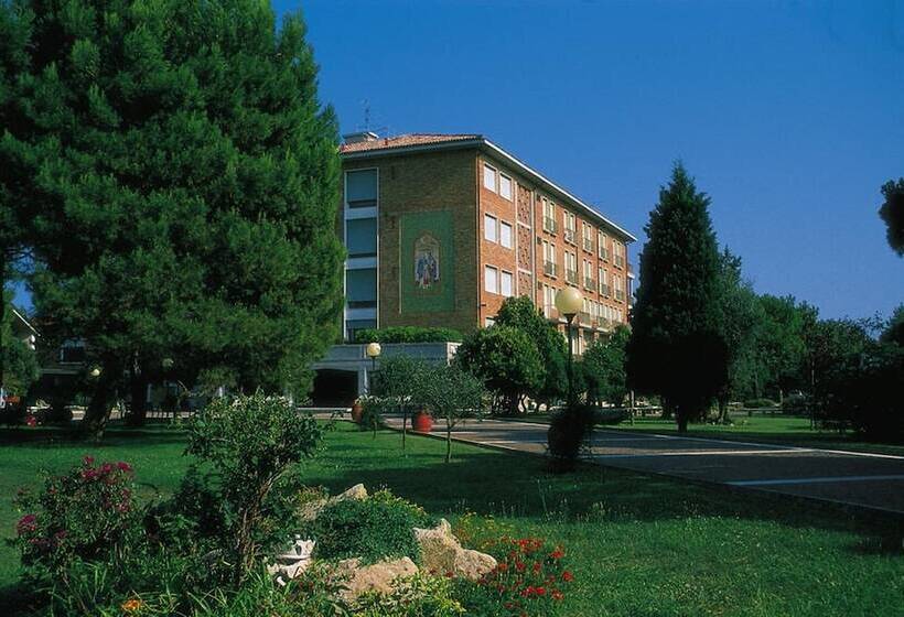 Centro Vacanze Cavallino Opera Nascimbeni