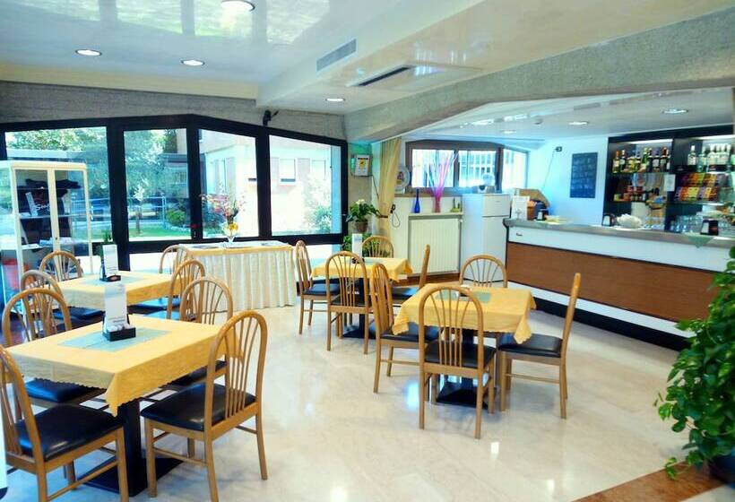 Centro Vacanze Cavallino Opera Nascimbeni