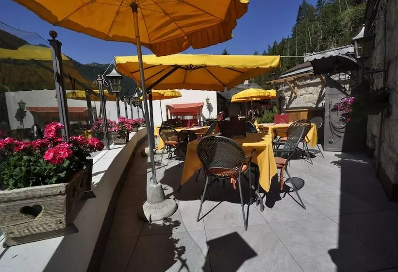 בית מלון כפרי Al Forte