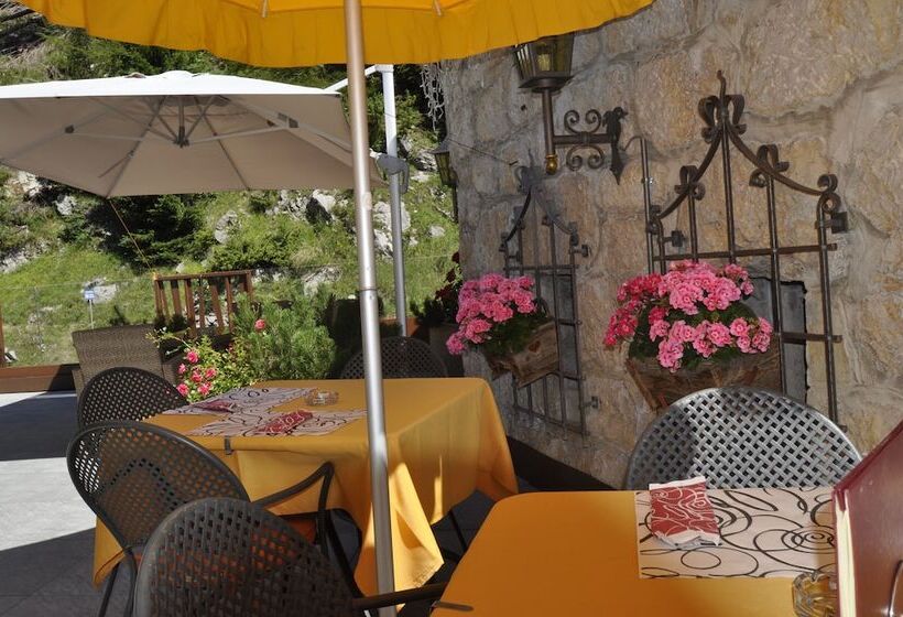 בית מלון כפרי Al Forte