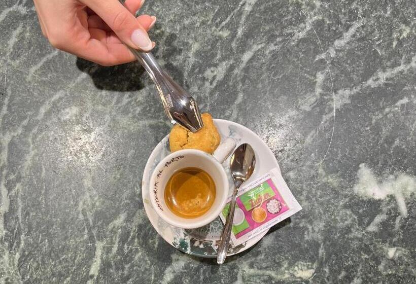 هتل Albergo All'ancora