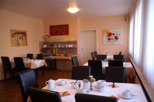 בית מלון כפרי City Karlsruhe