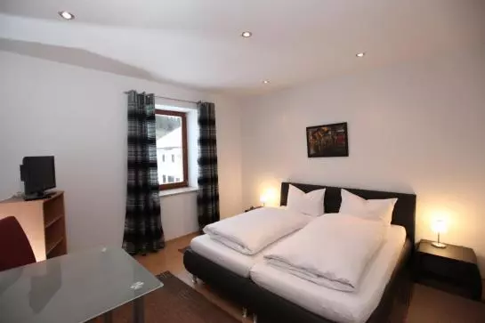 膳宿费 Engfurt Gasthaus