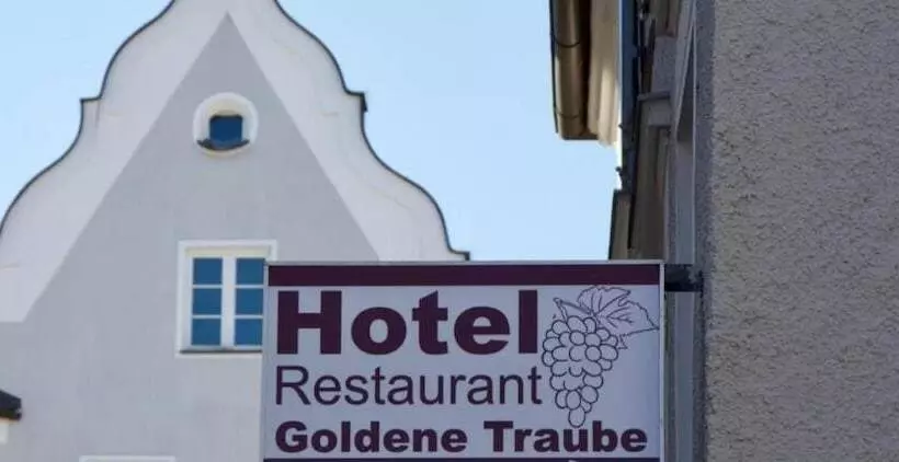 בית מלון כפרי Goldene Traube
