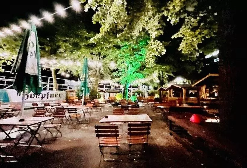 Hotel Hoepfner Burghof