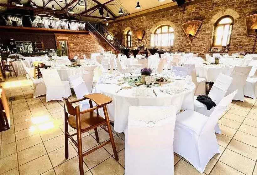 Hotel Hoepfner Burghof