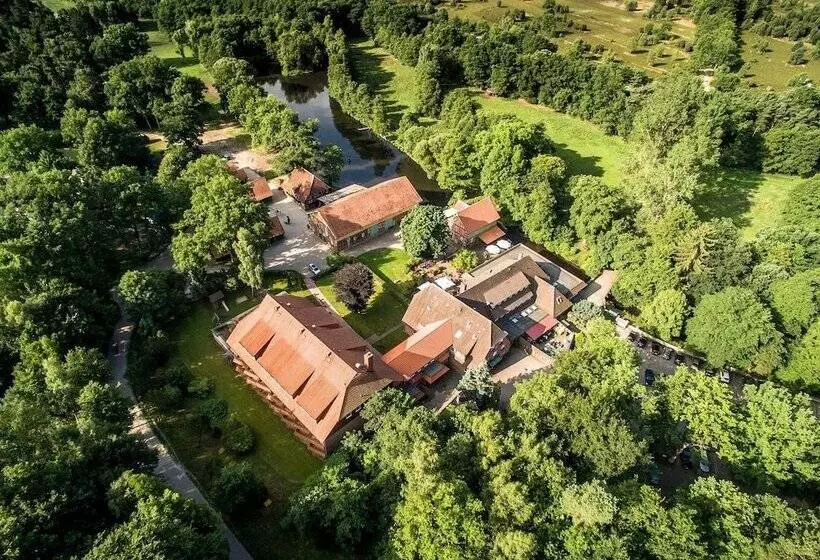 فندق Hof Sudermuhlen