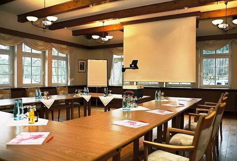 فندق Hof Sudermuhlen