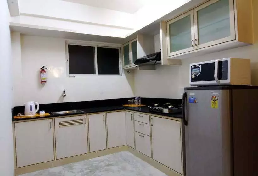 Hotelli Maple Suites Serviced Apartments