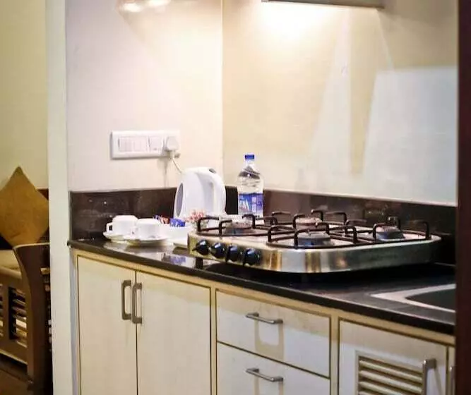 Hotelli Maple Suites Serviced Apartments