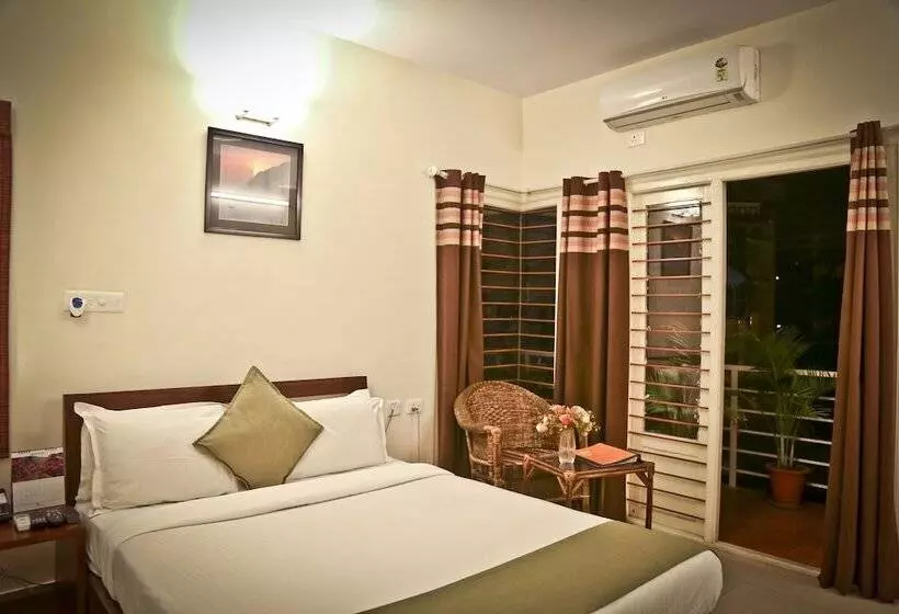 Hotelli Maple Suites Serviced Apartments
