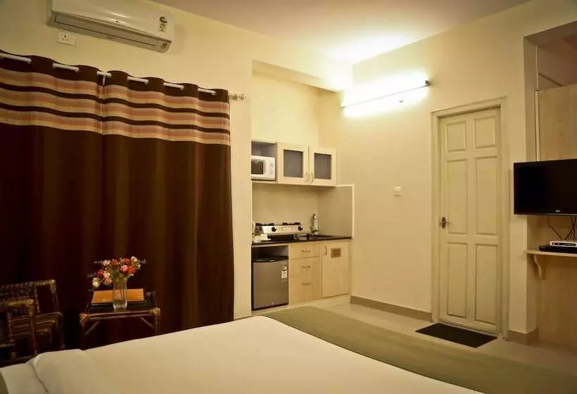 Hotelli Maple Suites Serviced Apartments