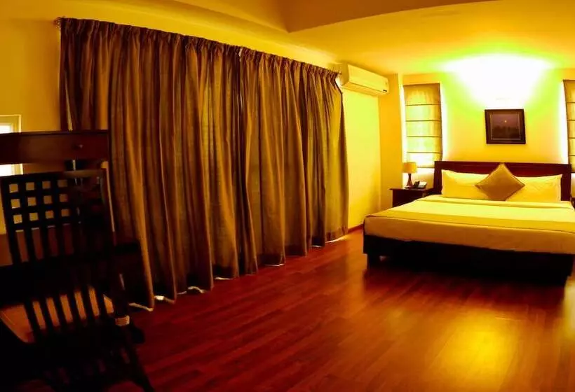 Hotelli Maple Suites Serviced Apartments