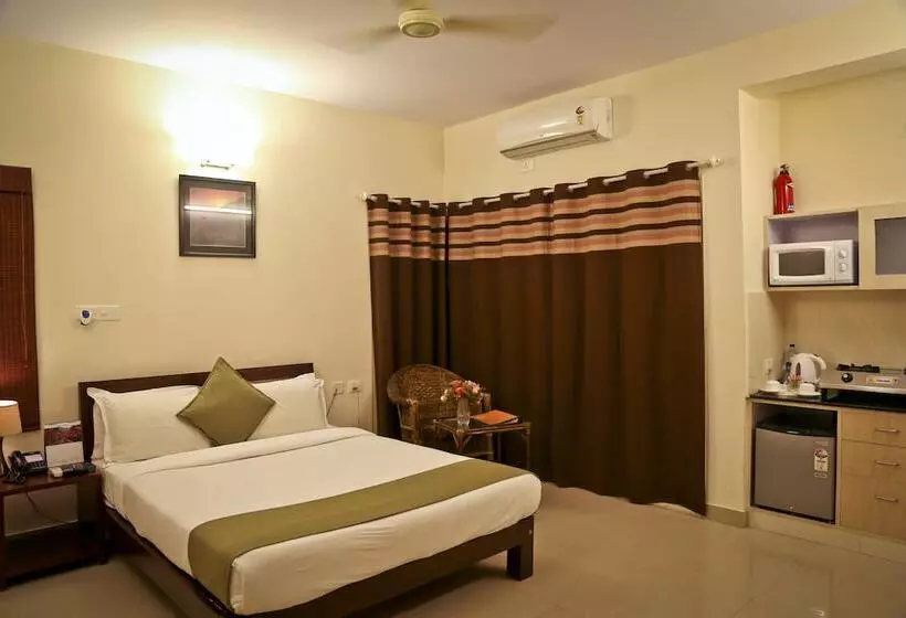 Hotelli Maple Suites Serviced Apartments